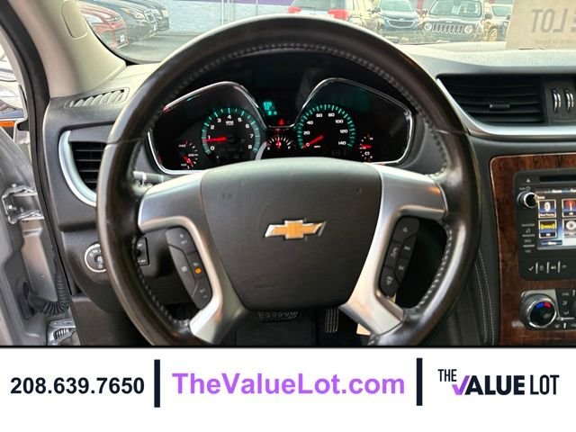 Used 2014 Silver Chevrolet 2LT image 25