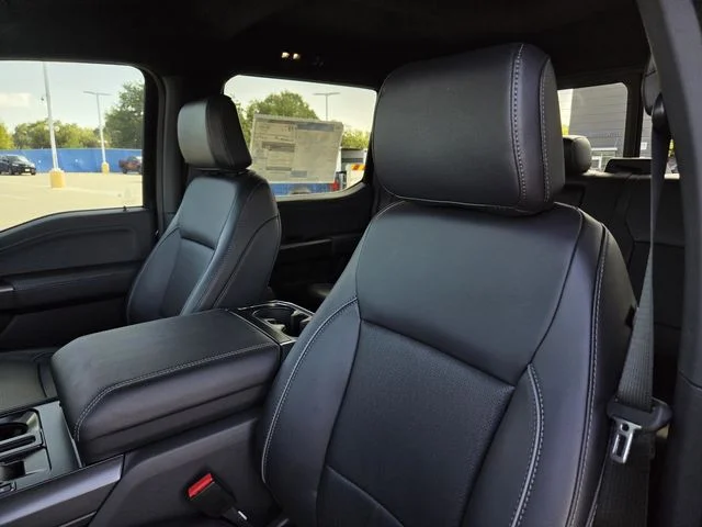 New 2026 Agate Black Metallic Ford Lariat® image 28