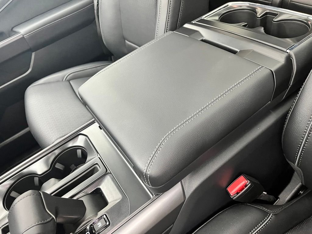 New 2026 White Ford Lariat image 31
