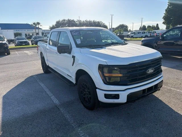 Used 2024 White Ford XLT image 3