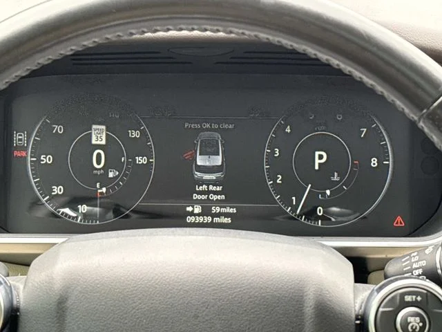 Used 2017 Silver Land Rover 3.0L V6 Supercharged HSE image 24