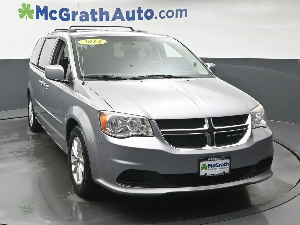 Used 2014 Silver Dodge SXT image 5