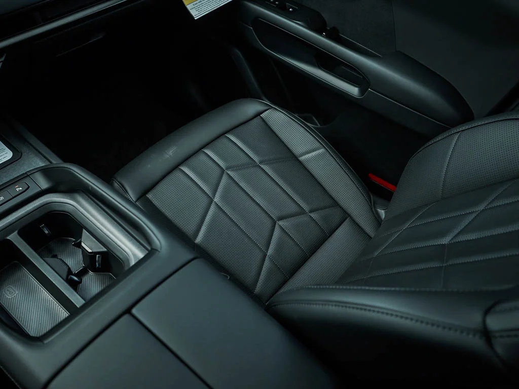 New 2027 Ebony Black Kia X-LINE SX AWD image 27