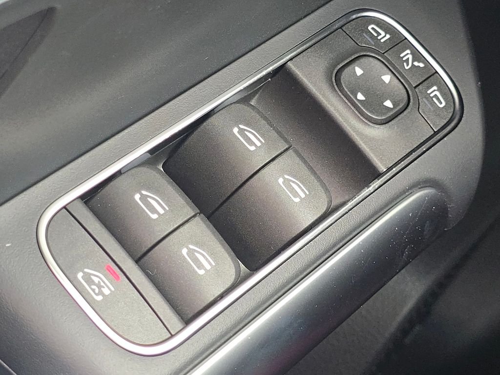 New 2026 Cosmos Black Metallic Mercedes-Benz GLA 250 image 27