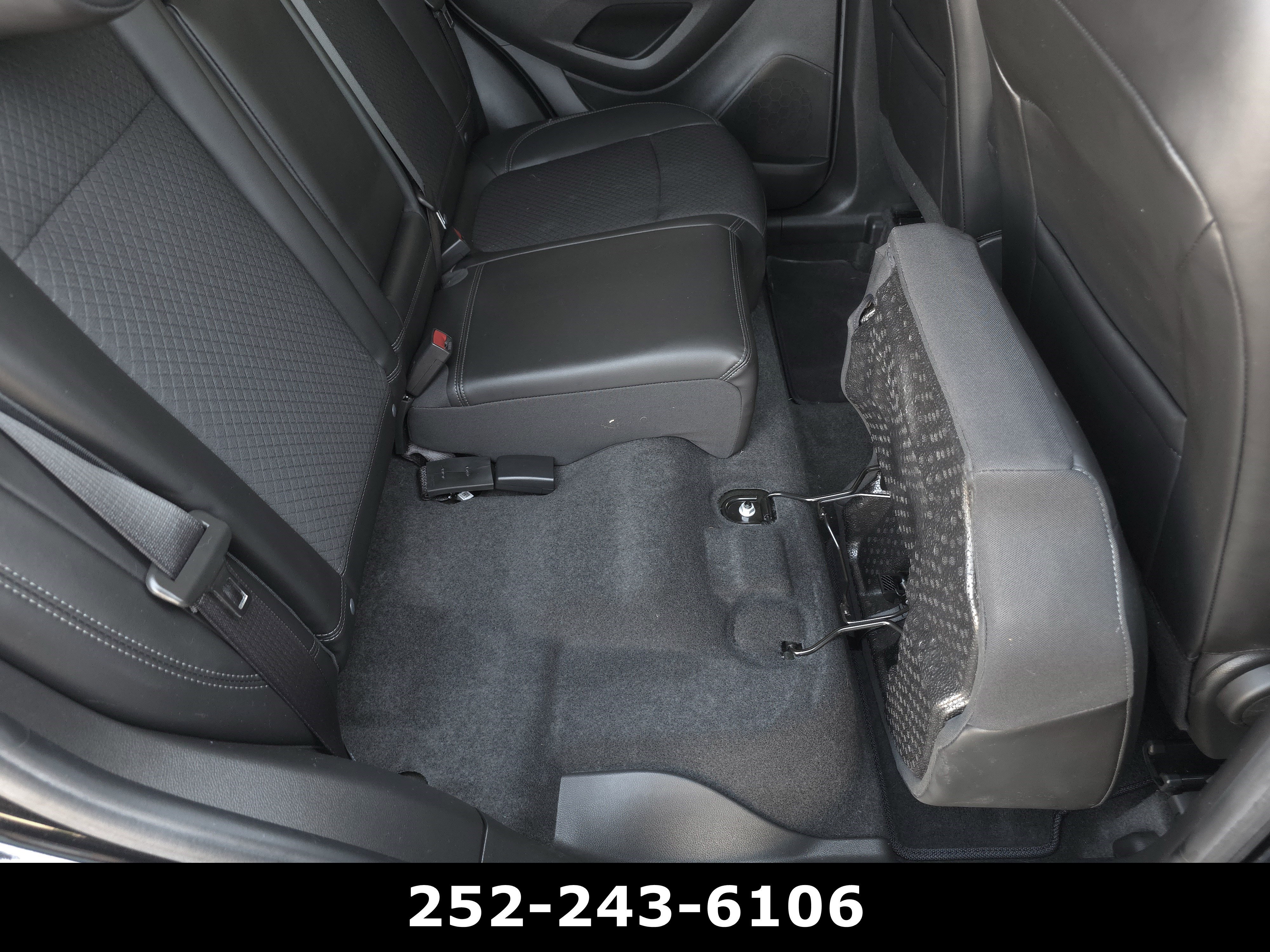 Used 2022 Ebony Twilight Metallic Buick Preferred image 33