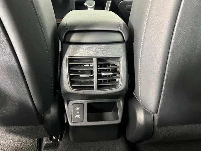New 2026 White Kia S image 32