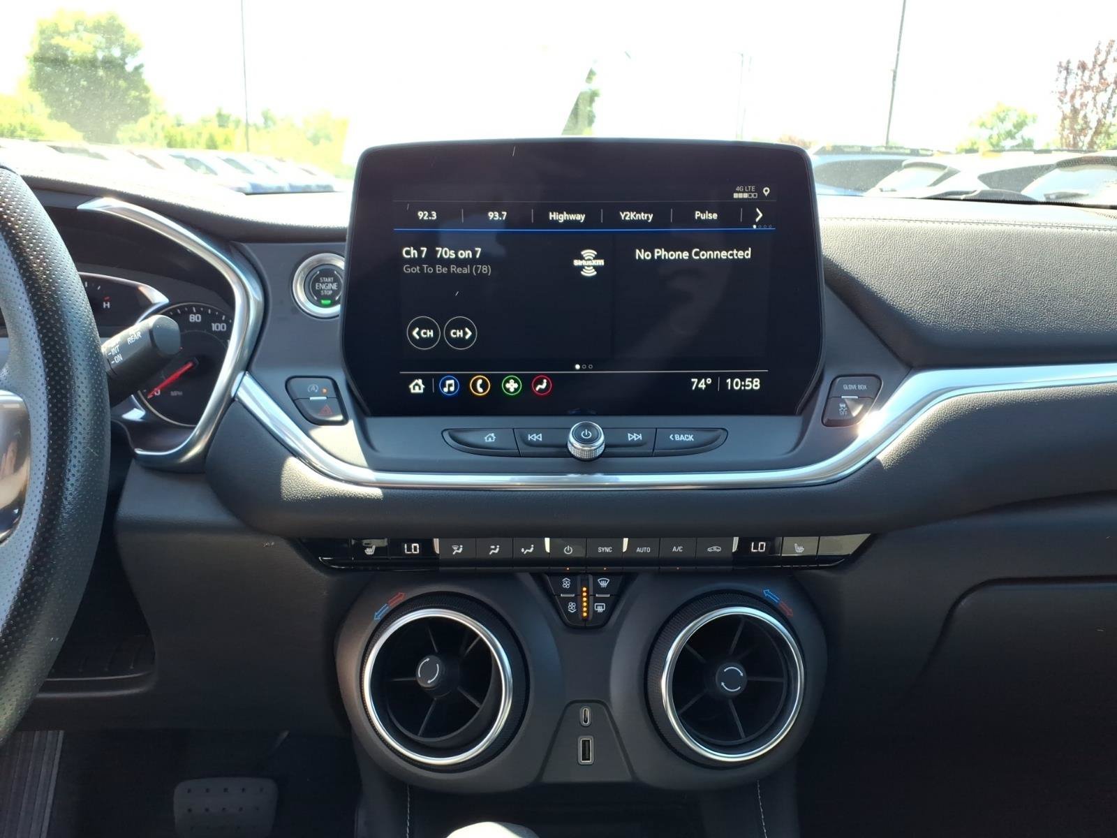 Used 2023 BLACK Chevrolet LT image 10
