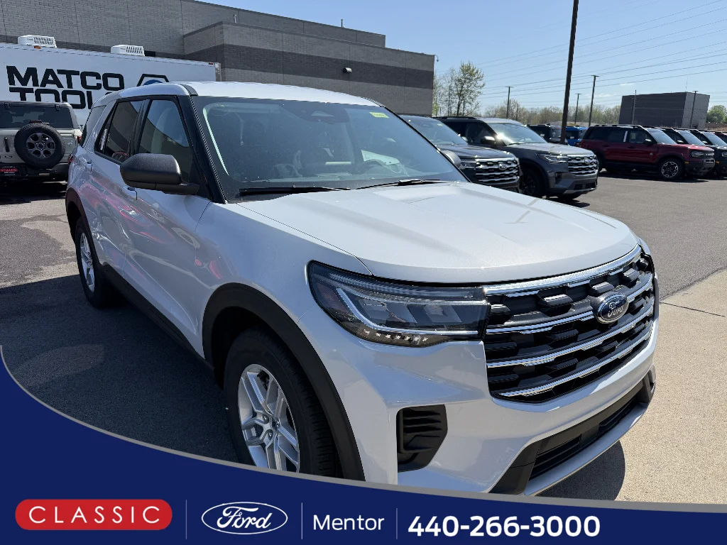 2026 Ford Explorer Active 4WD's photo
