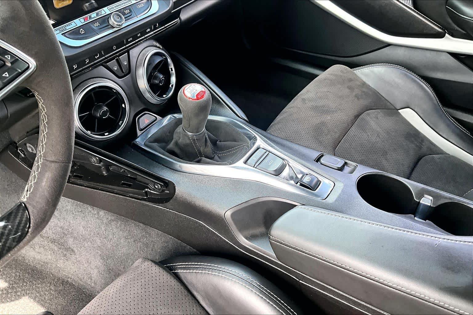 Used 2018 Mosaic Black Metallic Chevrolet 1SS image 17