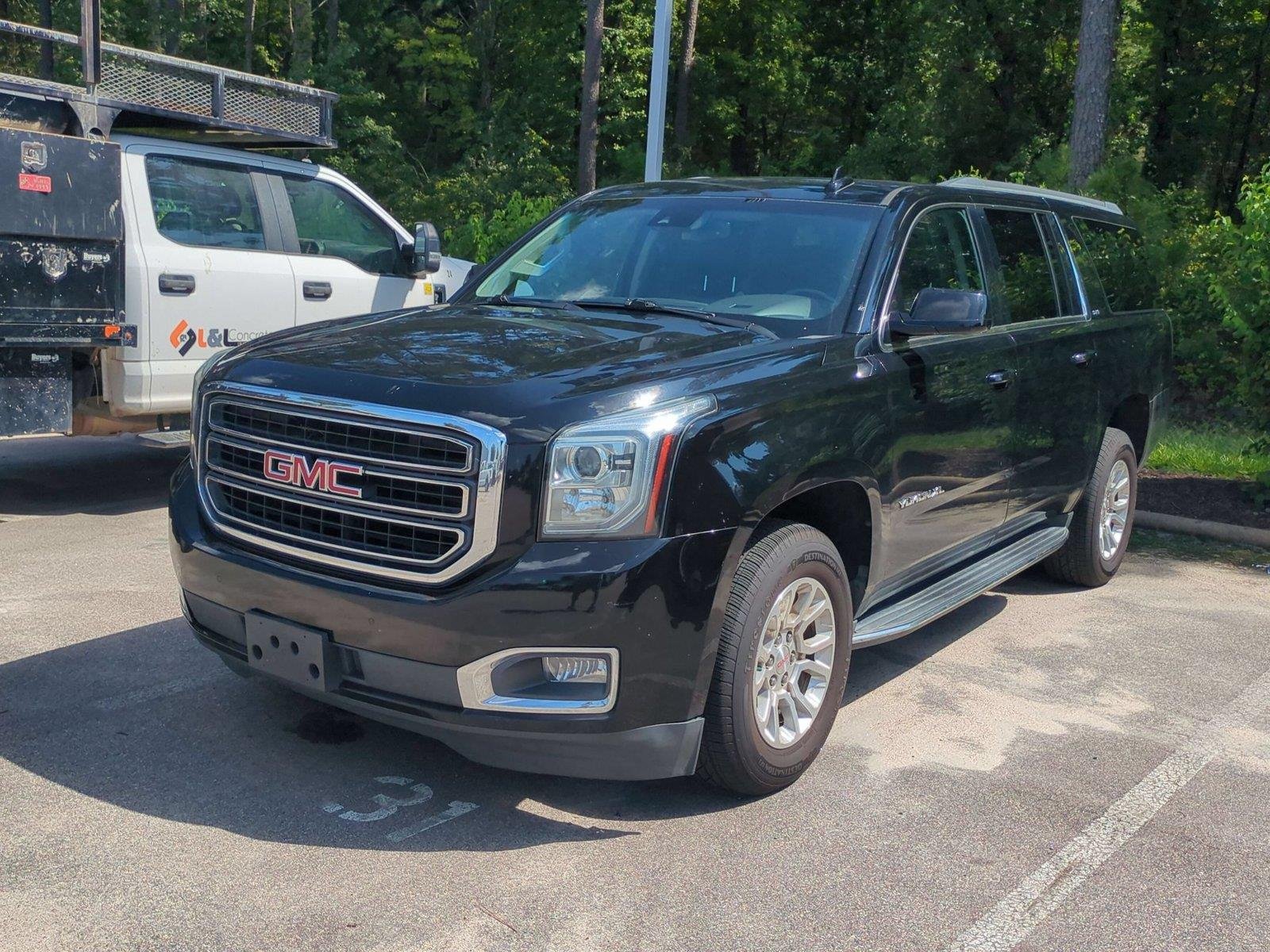 Used 2020 Onyx Black GMC SLT image 1