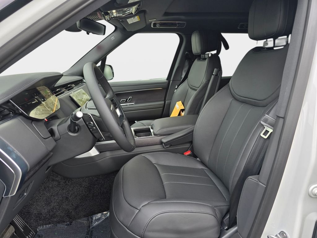 New 2026 Fuji White LAND ROVER SE LWB 7-Seats / V8 image 14