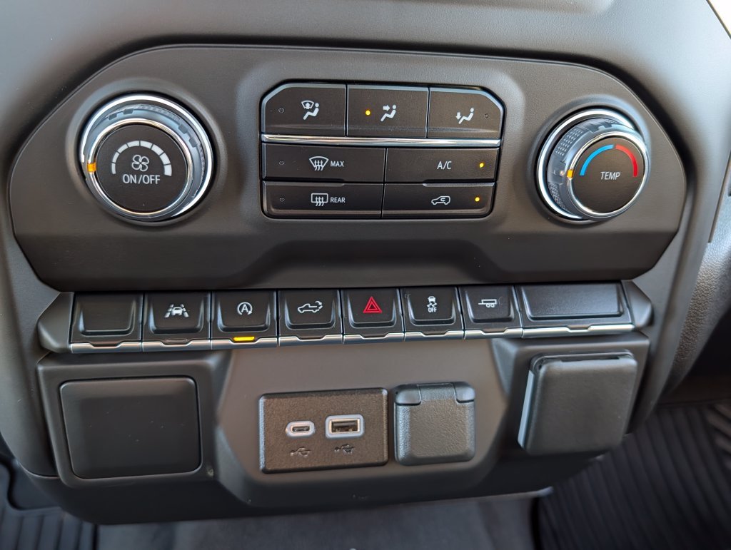 2025 Chevrolet Silverado 1500 Custom - Photo 23