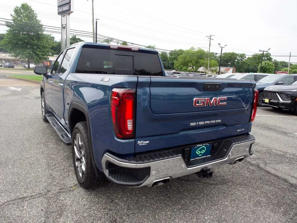 Certified Used 2024 Downpour Metallic GMC SLT image 8