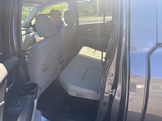 Used 2017 Gray Honda RTL-T image 9