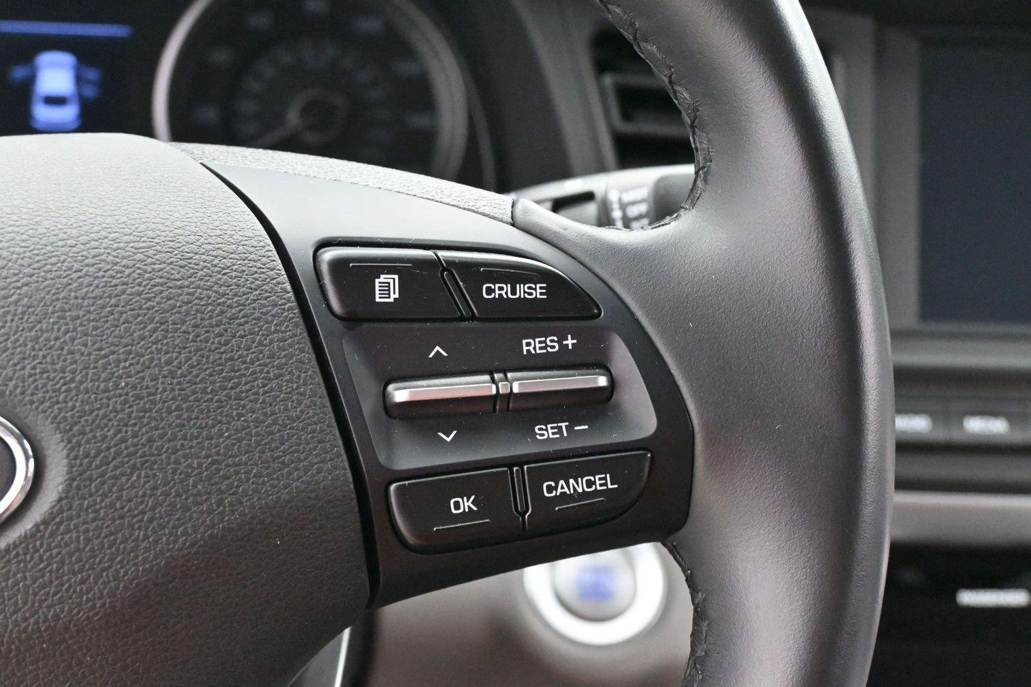 Used 2020 Lakeside Blue Hyundai Value Edition image 17