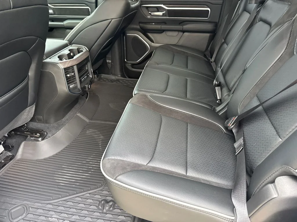 New 2026 Bright White Clear-Coat Exterior Paint RAM Laramie image 17