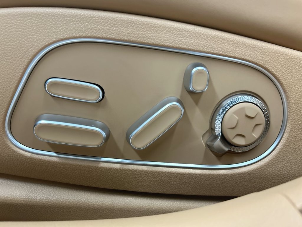 New 2026 Silver Genesis 3.5T e-SC image 13