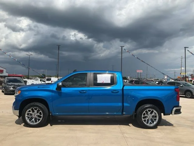 Used 2023 Blue Chevrolet LT image 30