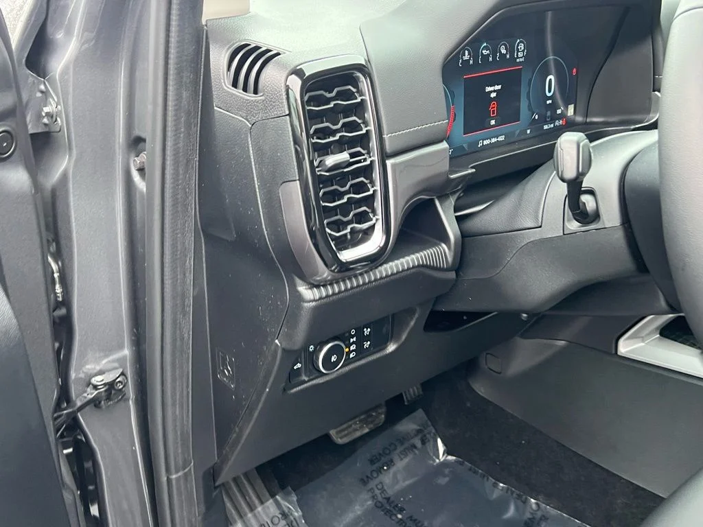 New 2026 Carbonized Gray Metallic Ford Lariat® image 14