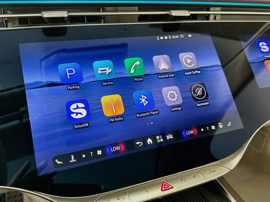 New 2027 Blue Mercedes-Benz S 580 image 14