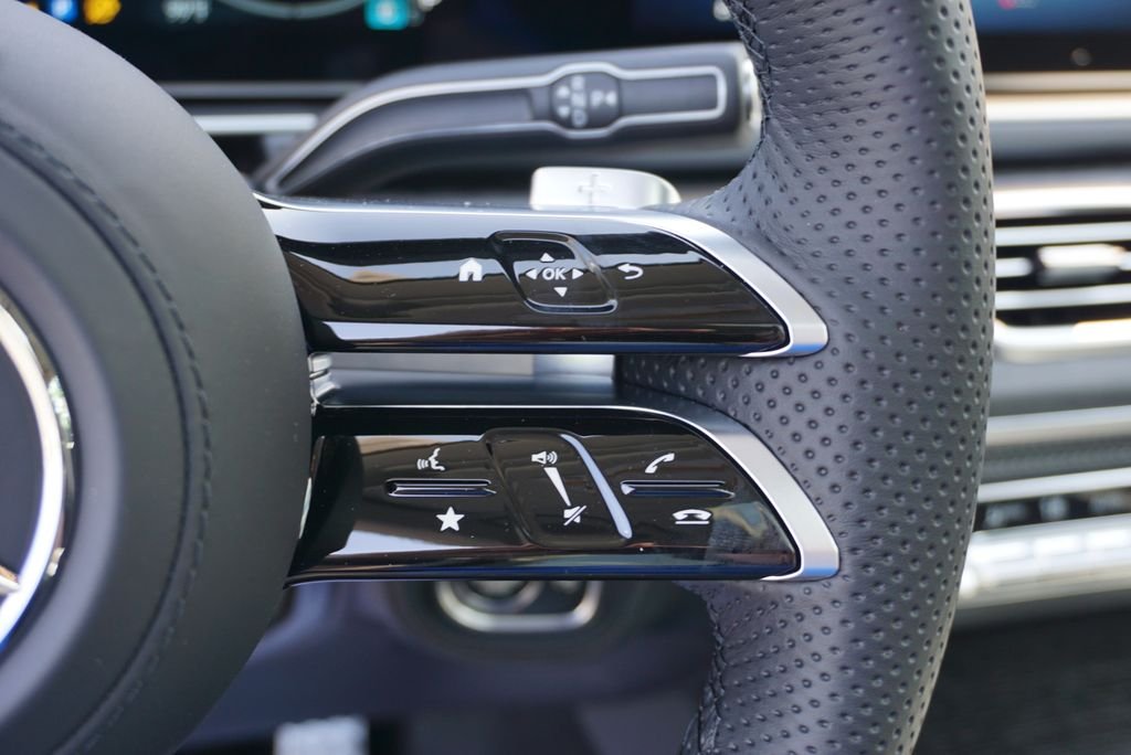 New 2026 MANUFAKTUR Alpine Grey Mercedes-Benz GLS 450 image 24