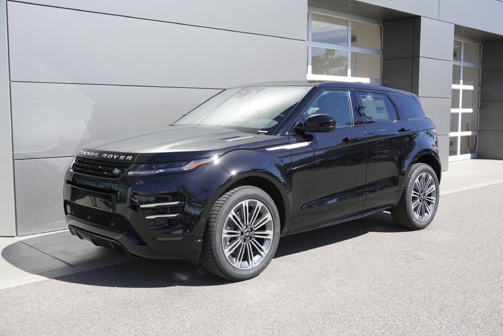 New 2026 Santorini Black Land Rover Hoxton Edition image 3