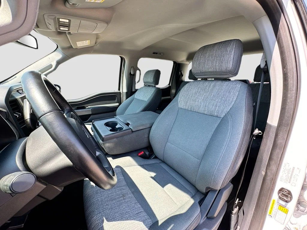 Certified Used 2021 Oxford White Ford XLT image 18