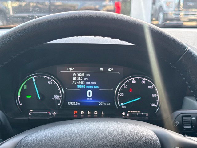 Used 2022 Orange Ford Lariat image 27