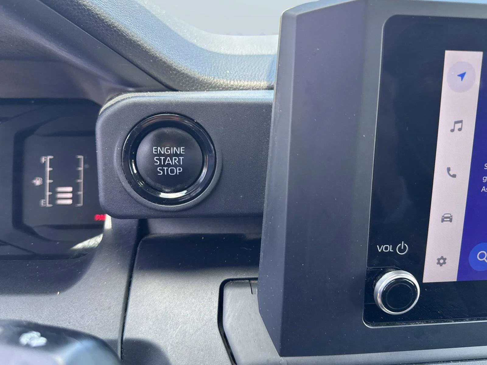 Used 2025 Ice Cap Toyota SR image 18