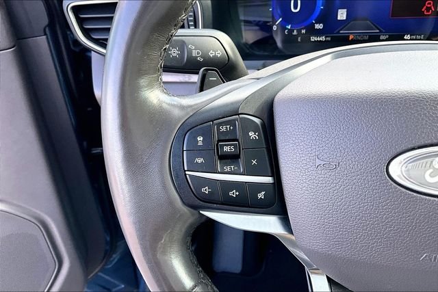 Used 2020 Blue Ford Platinum image 18