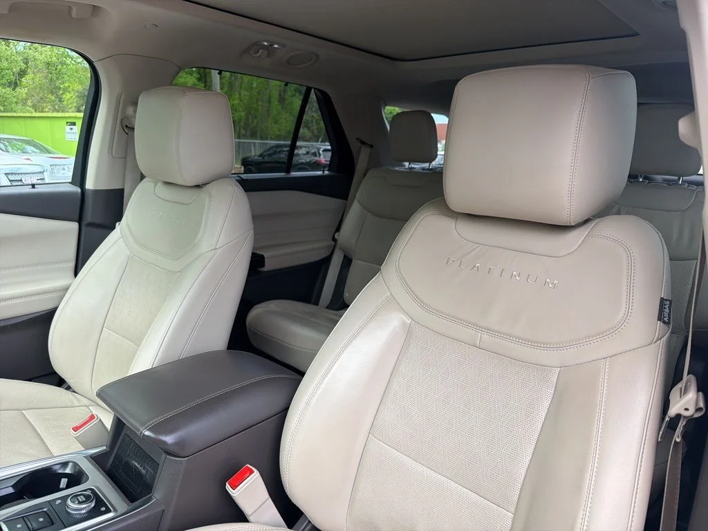 Used 2023 White Ford Platinum image 21
