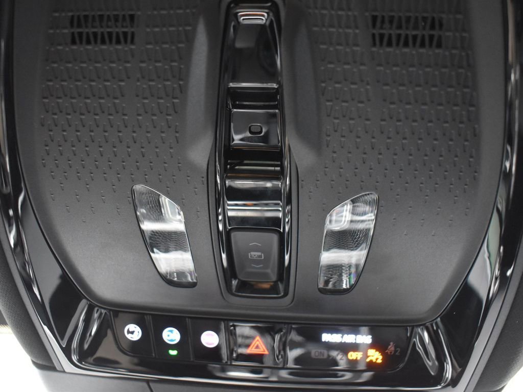 2024 CADILLAC LYRIQ - Image 20