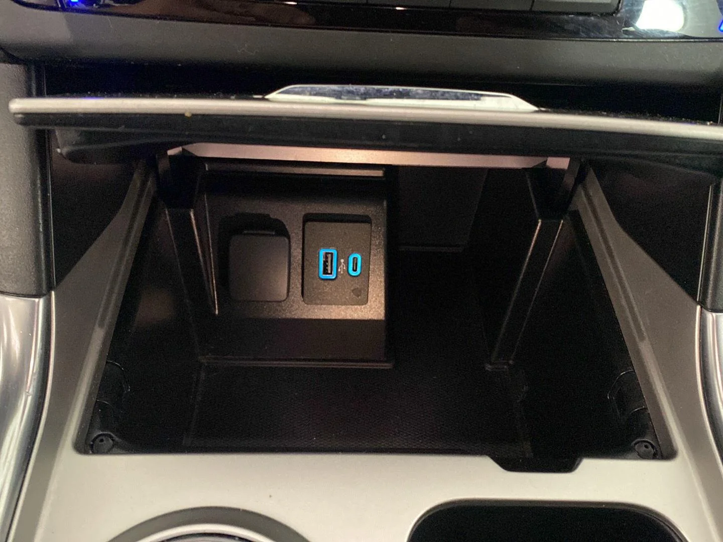 Used 2020 Agate Black Ford ST image 6
