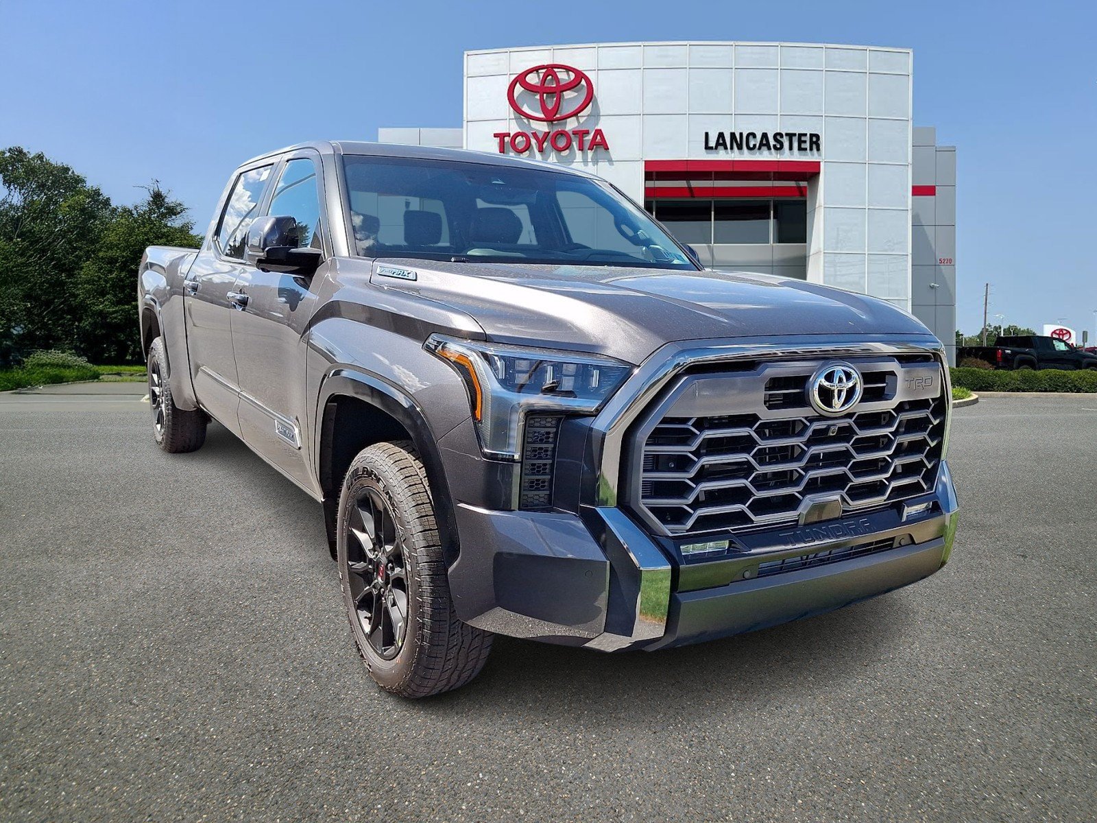 2026 Toyota Tundra i-FORCE MAX Tundra Platinum