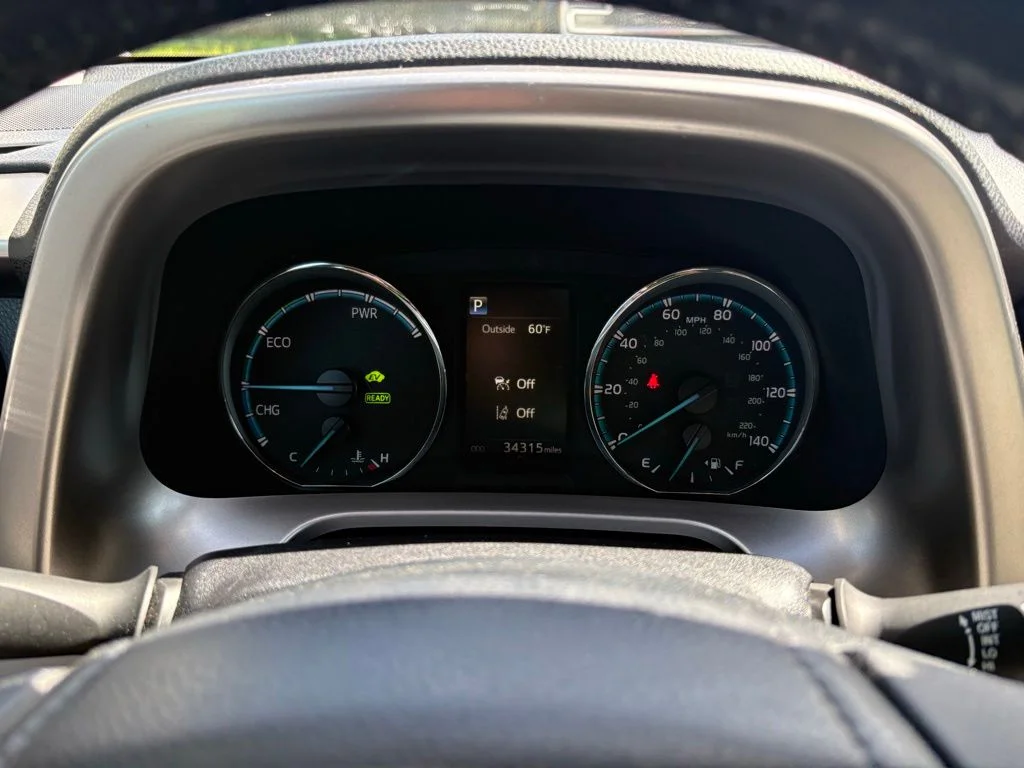 Used 2018 Red Toyota Limited image 21