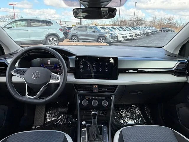 New 2026 White Volkswagen 1.5T S image 9