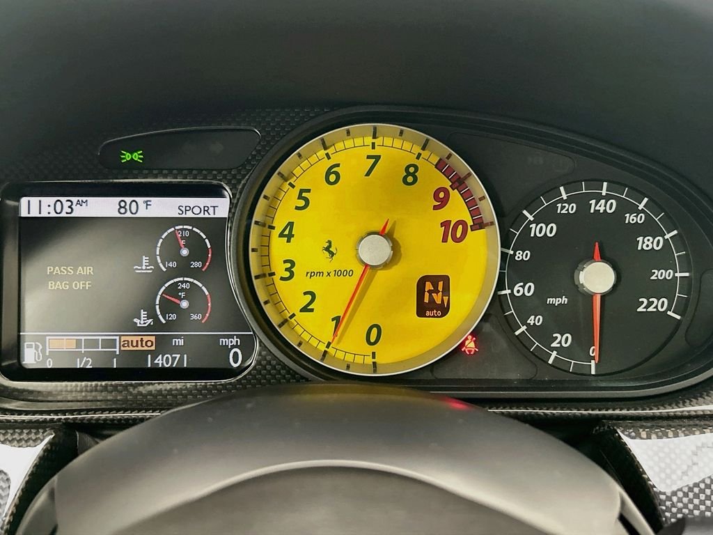 Used 2009  Ferrari  image 28