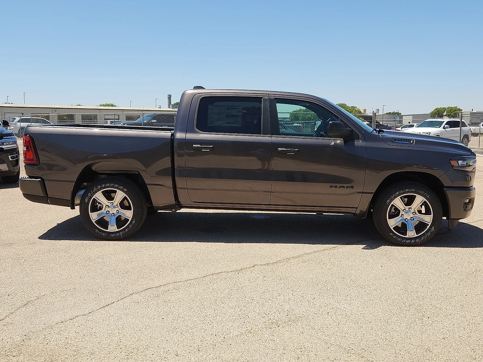 New 2026 Granite Crystal Metallic Clear-Coat  Paint Ram EXPRESS CREW CAB 4X2 5
