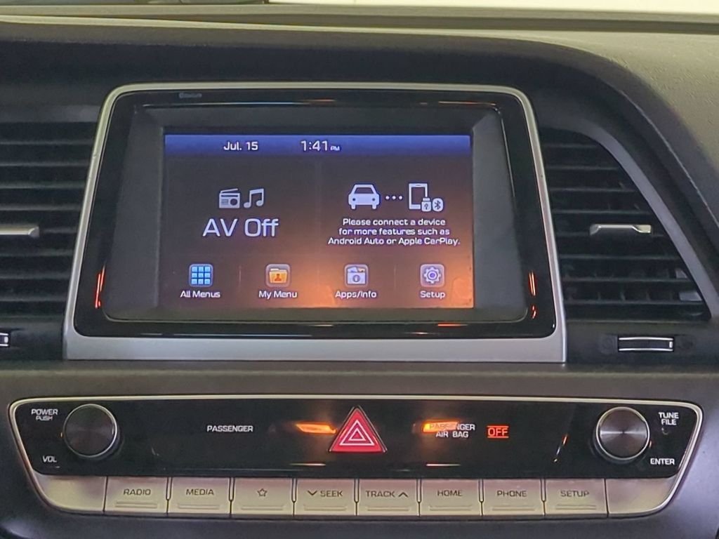Used 2019 Gray Hyundai SE image 19