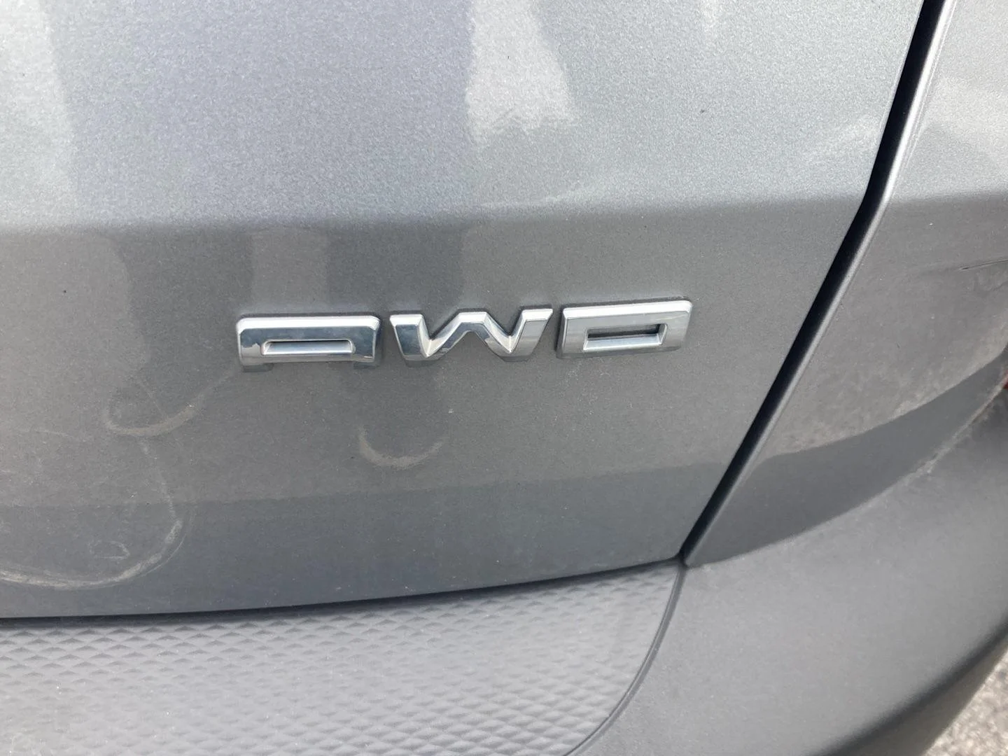 Used 2023 Iconic Silver Ford Active image 12