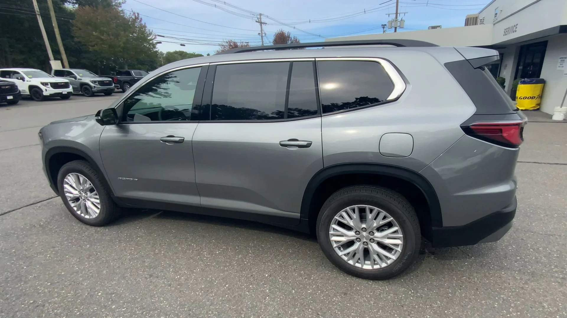 2027 GMC Acadia Elevation - Photo 13