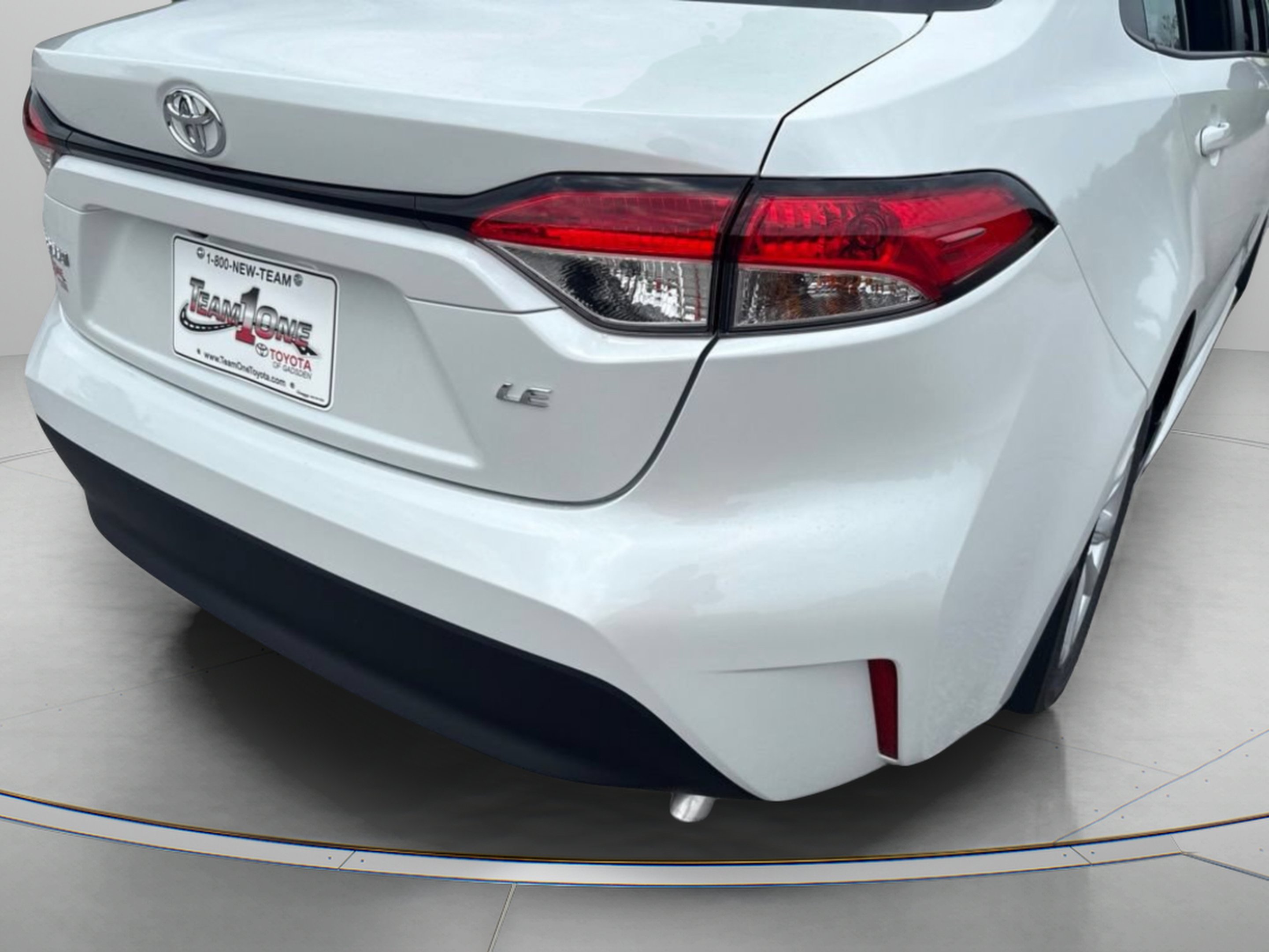 New 2026 Wind Chill Pearl Toyota LE image 7