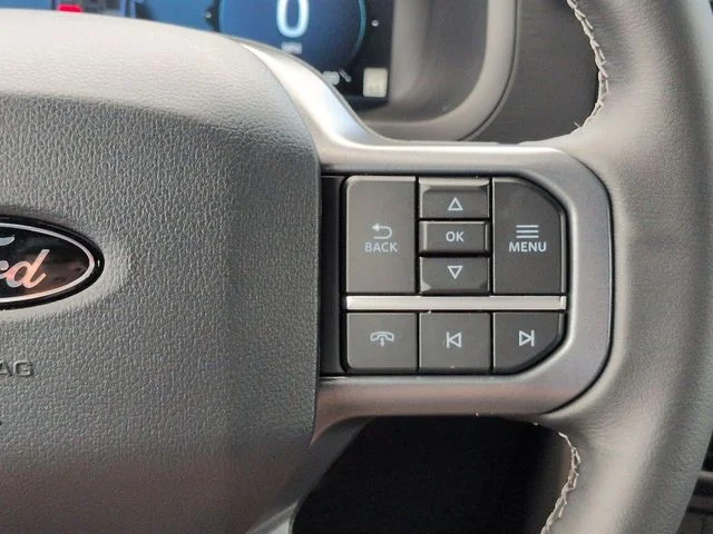 New 2026 Carbonized Gray Metallic Ford XLT image 27
