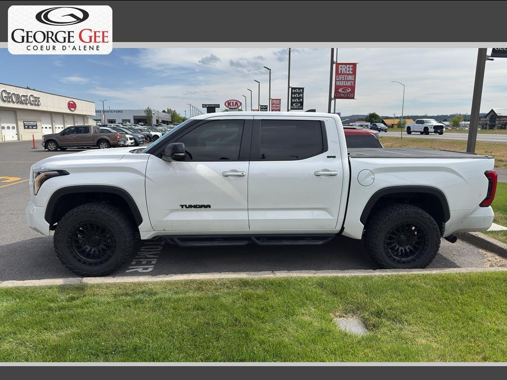 2025 Toyota Tundra SR5 3.4L 4WD CrewMax 5.5' Bed's photo