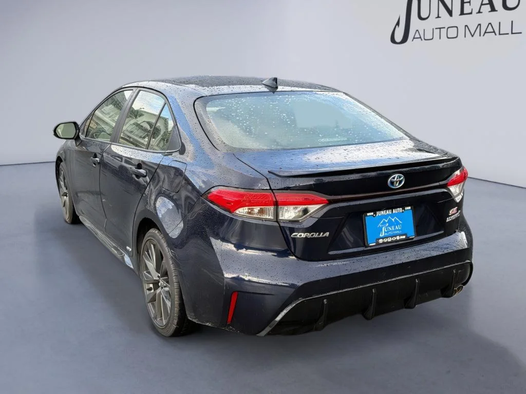 Used 2023 Blueprint Toyota Hybrid SE image 5