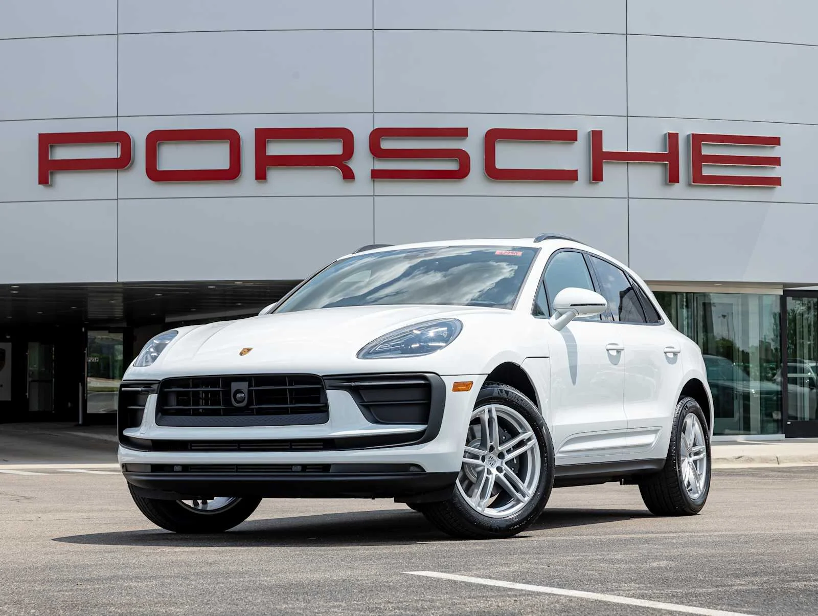 2026 Porsche Macan