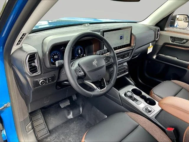 New 2026 Velocity Blue Metallic Ford Outer Banks® image 40