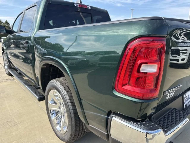 New 2027 Serrano-Green Metallic Exterior Paint RAM Big Horn/Lone Star image 17