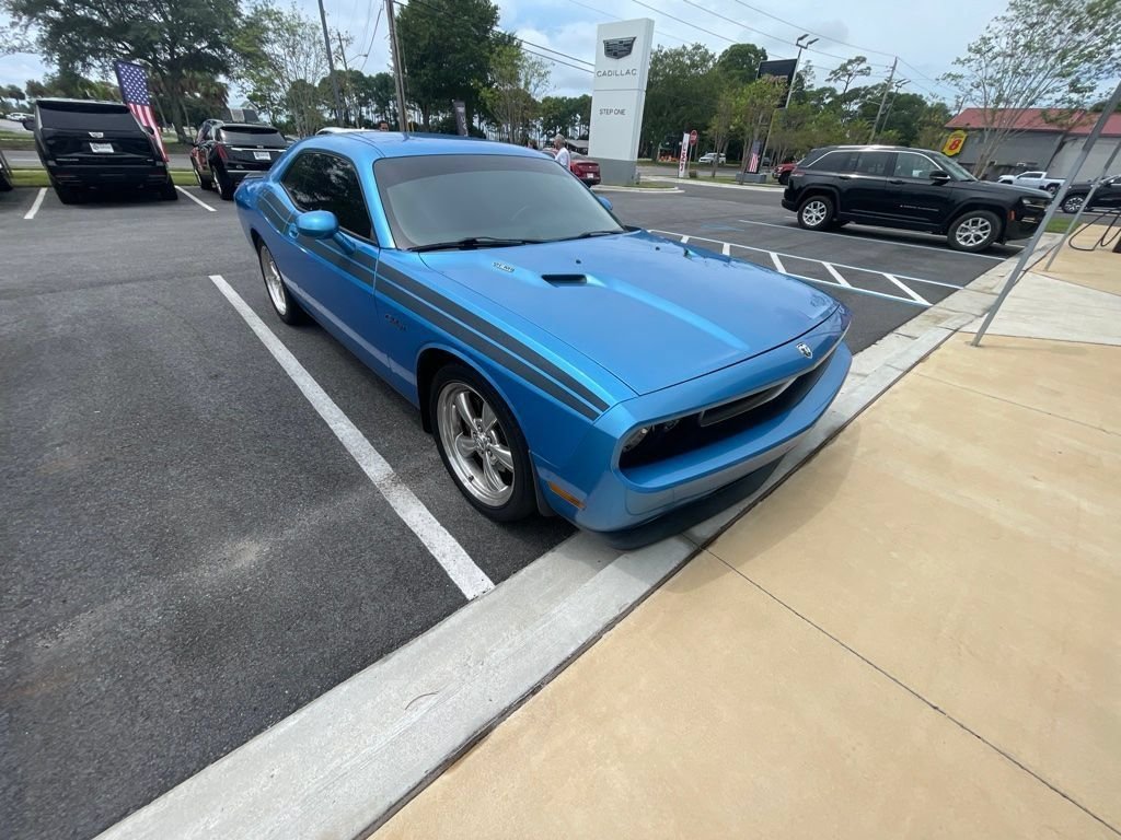 Used 2009 Blue Dodge R/T image 4