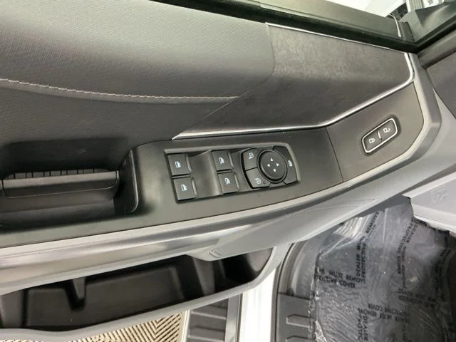 New 2026 Oxford White Ford XLT image 13
